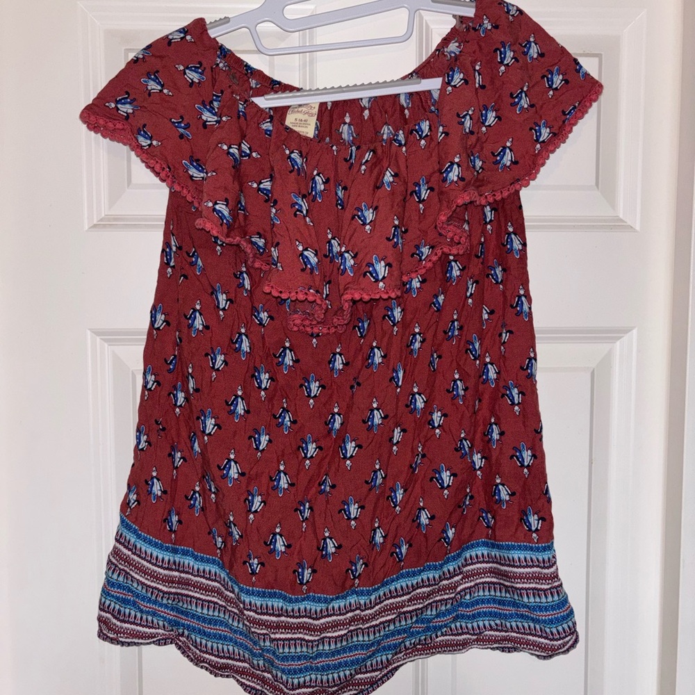 Faded Glory Red and Blue Floral Blouse